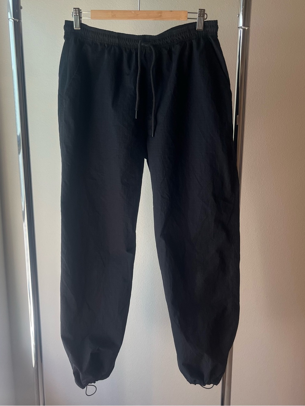 Reigning Champ Size Medium Drawstring Jogger Pants in Black GUC